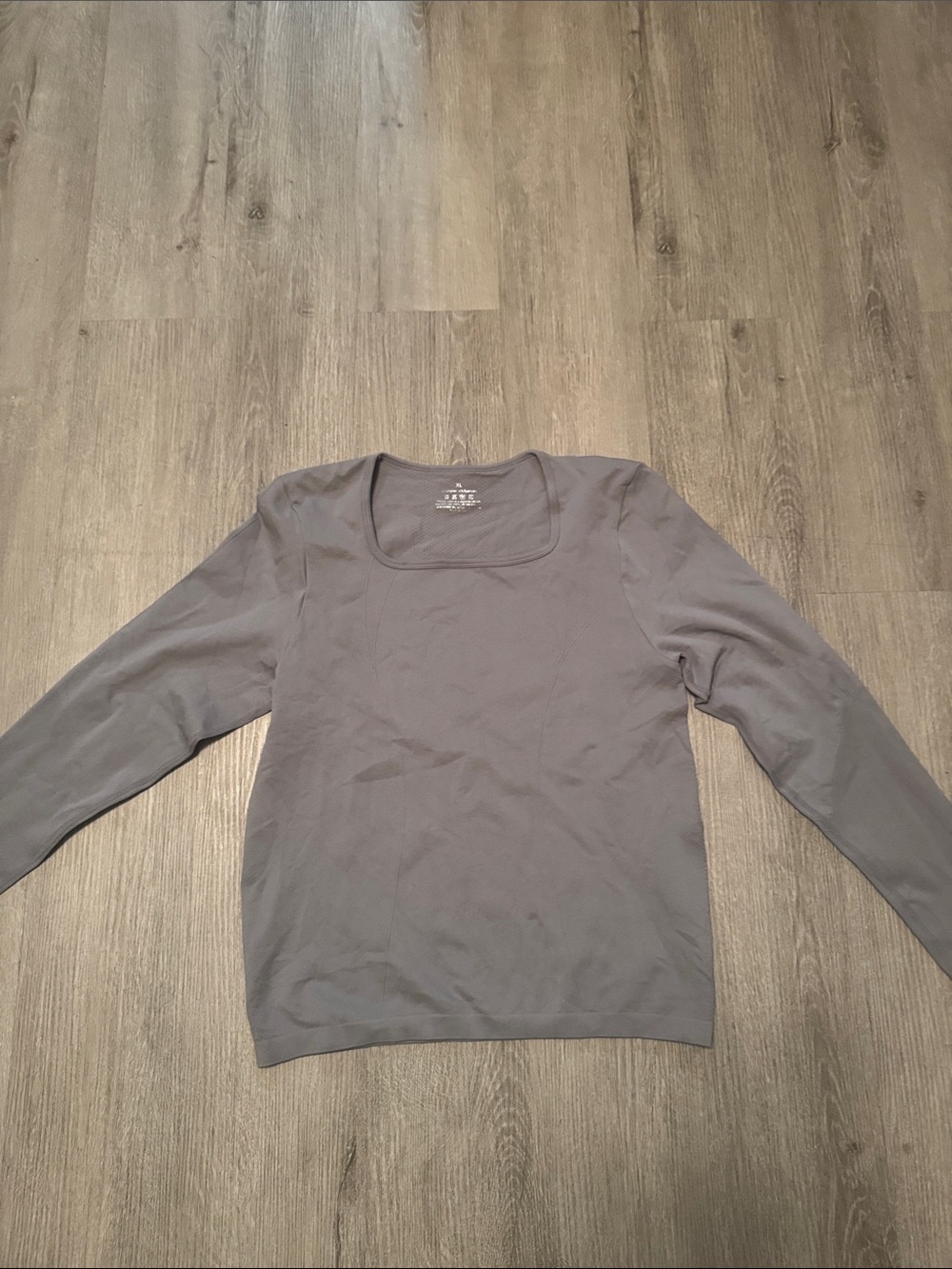 Soft Scoop Neck Long Sleeve Top in Light Gray